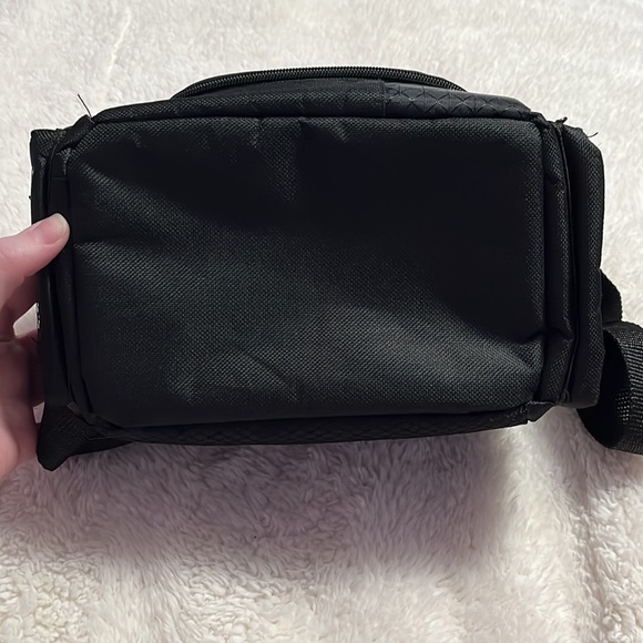 Camera Bag - Picture 4 of 11